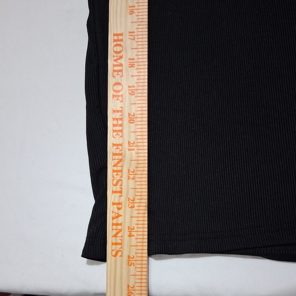 NWT, Sz. S, black/animal print, ribbed, long-sleeved, crew neck T-shirt. - Picture 8 of 10